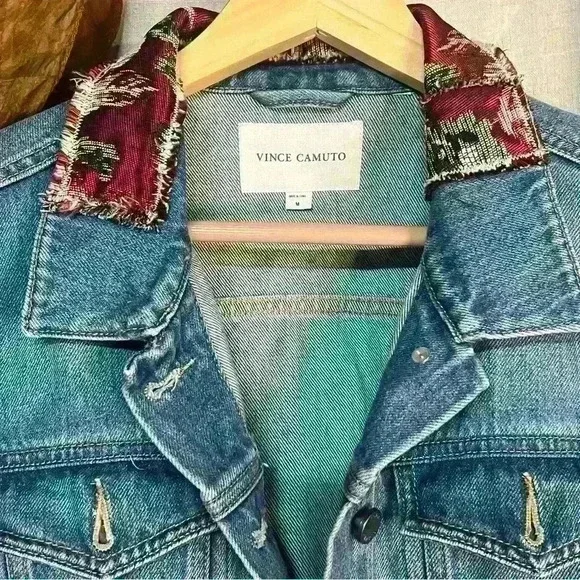 VINCE CAMUTO Jean Jacket Size M - Picture 5 of 10